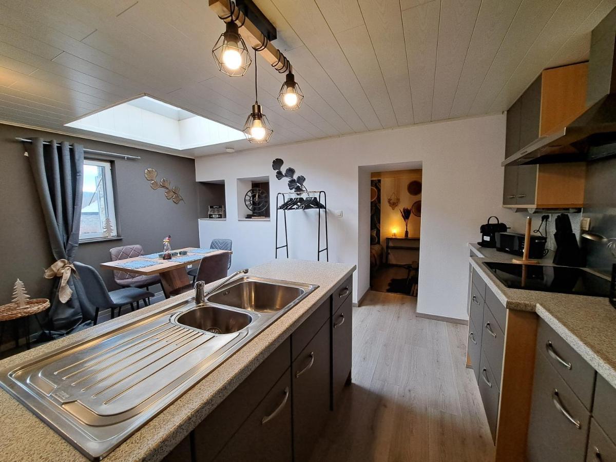 Aux Champs Des Cloches Apartment Houffalize Exterior photo